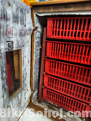 ১৪০০ মুরগির বাচ্চা পালন হ্যাচার এবং সেটার